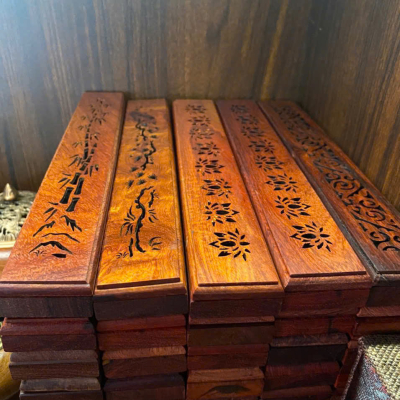 Hộp đốt nhang không tăm